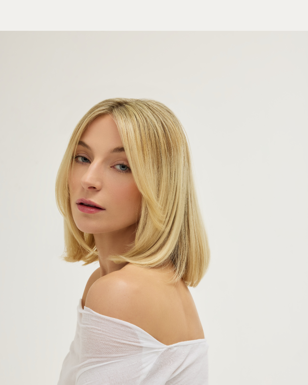 Season of Blondes: Choosing the Right Bleaching Powder for Every Service