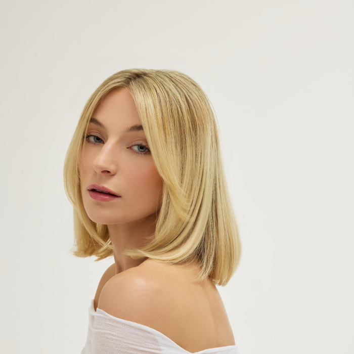 Season of Blondes: Choosing the Right Bleaching Powder for Every Service